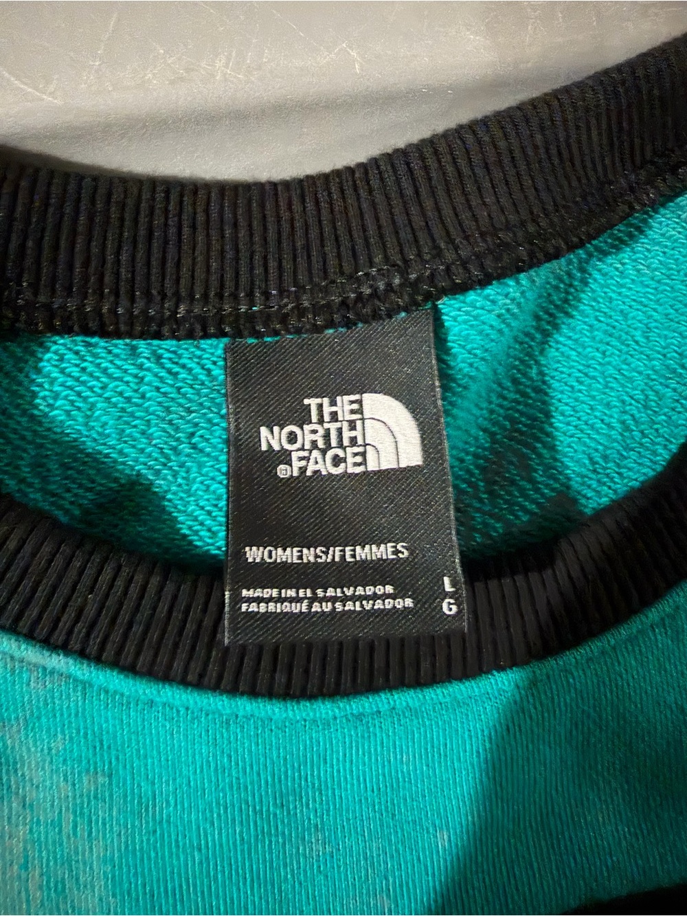The North Face Teal & Black Crewneck Pullover - Picture 3 of 3